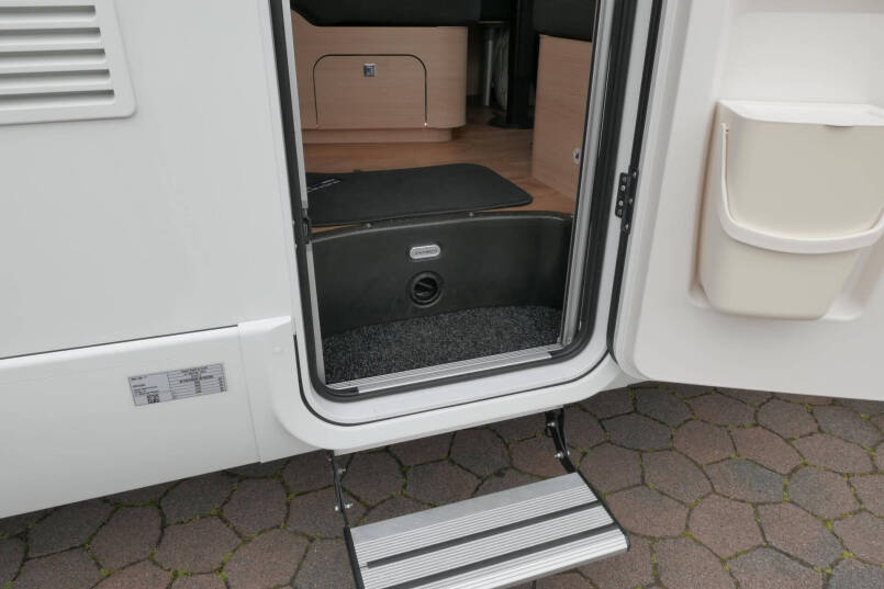 Hymer BMC-T 680 ModernComfort | AL-KO maxi | Enkele bedden | Alde verwarming | Zonnepanelen | 16