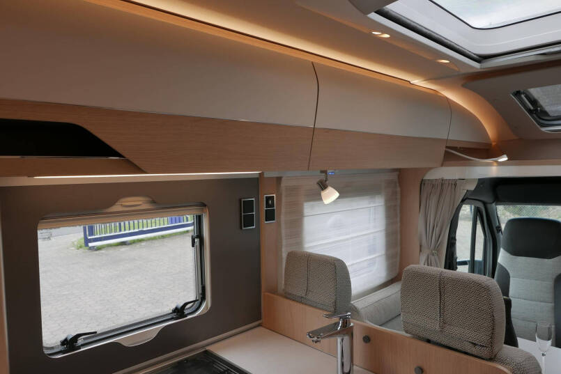 Hymer BMC-T 680 ModernComfort | AL-KO maxi | Enkele bedden | Alde verwarming | Zonnepanelen | 41