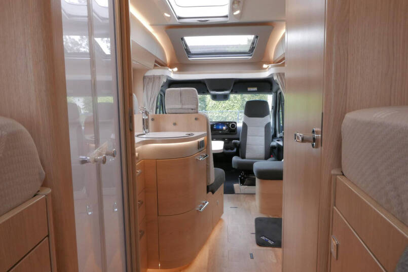 Hymer BMC-T 680 ModernComfort | AL-KO maxi | Enkele bedden | Alde verwarming | Zonnepanelen | 54