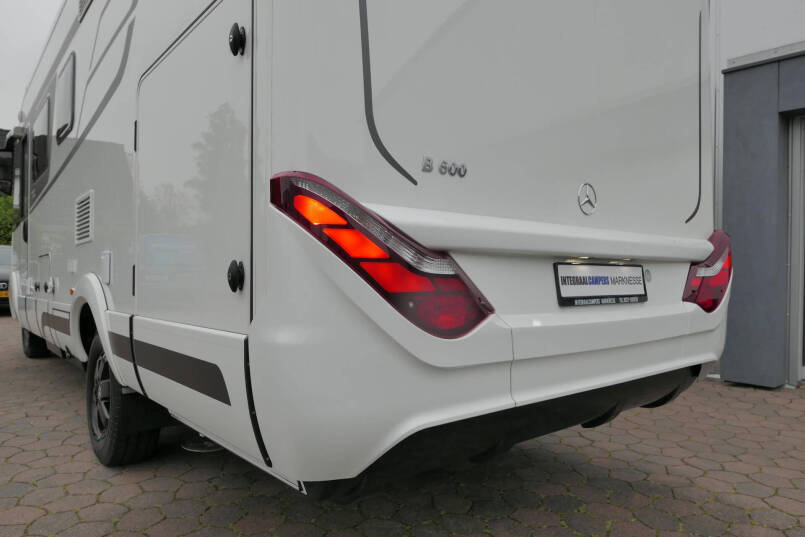 Hymer BMC-I 600 White Line | Levelsysteem | Airco | Mercedes | Zonnepanelen 8