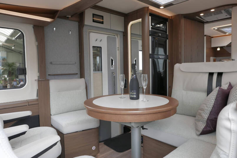 Hymer BML-I 790 MasterLine | 2024 | NIEUW | VOL OPTIE | direct leverbaar 36