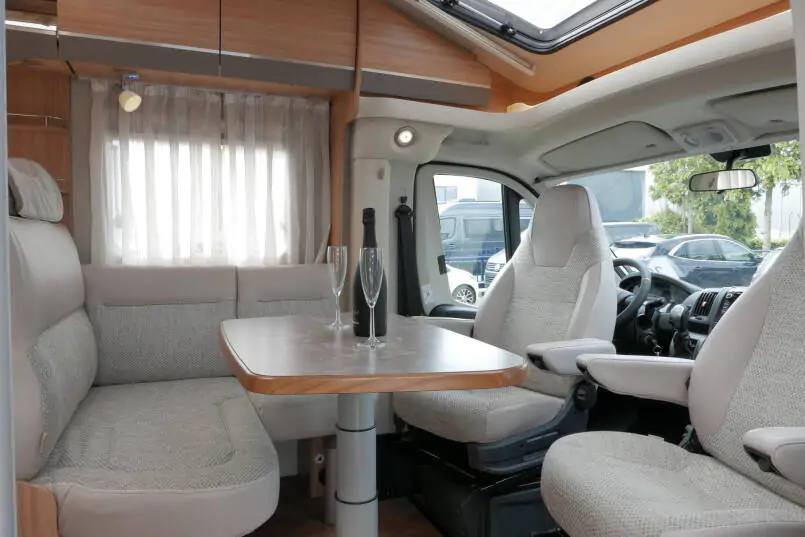 Hymer T 568 SL | Automaat | Maxi chassis | Enkele bedden | Grote schotel 24