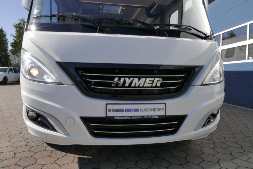 Hymer B-SL 704 SupremeLine 180 pk | Automaat | Levelsysteem| Enkele bedden | Hefbed | 7