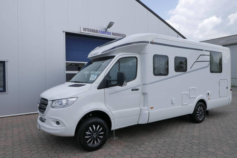 Hymer Tramp S 695 | Mercedes | Automaat | Levelsysteem | Queensbed 54