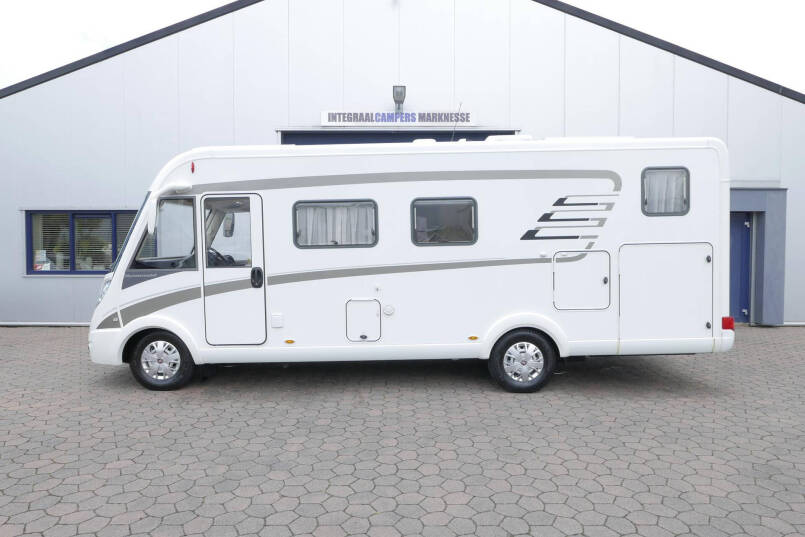 Hymer B 678 CL | 180 PK | Levelsysteem | Maxi chassis | Enkele bedden 2