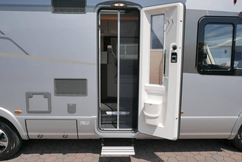 Hymer B 704 SL SupremeLine | 9G Automaat | AL-DE verwarming | Levelsysteem 19