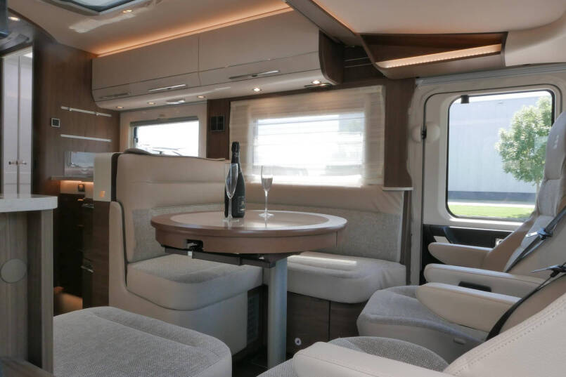 Hymer B 704 SL SupremeLine | 9G Automaat | AL-DE verwarming | Levelsysteem 32