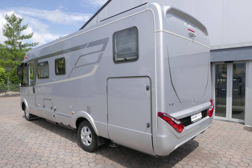 Hymer BMC-I 680 ModernComfort | Levelsysteem | 200 Ah Lithium | 2 Zonnepanelen | Enkele bedden | 5