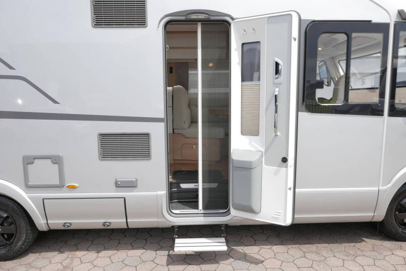 Hymer BML-I 780 MasterLine | Luchtvering | Lithium | Airco | Enkele bedden 18