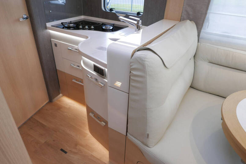 Hymer BML-I 780 MasterLine | Luchtvering | Lithium | Airco | Enkele bedden 45