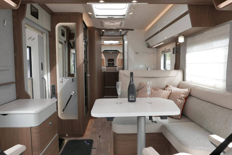 Hymer BML-I 780 MasterLine | Levelsysteem | Lithium | Airco | Enkele bedden 36