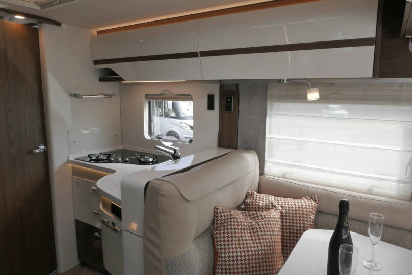 Hymer BML-I 780 MasterLine | Levelsysteem | Lithium | Airco | Enkele bedden 46