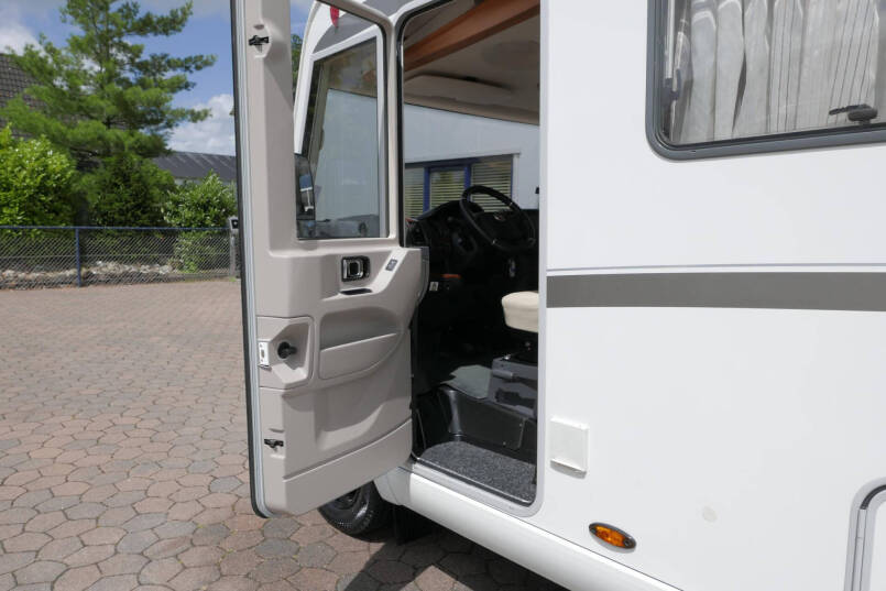 Hymer Exsis-I 504 | Automaat | 6.20 m | 4 Persoons | Garage | 21