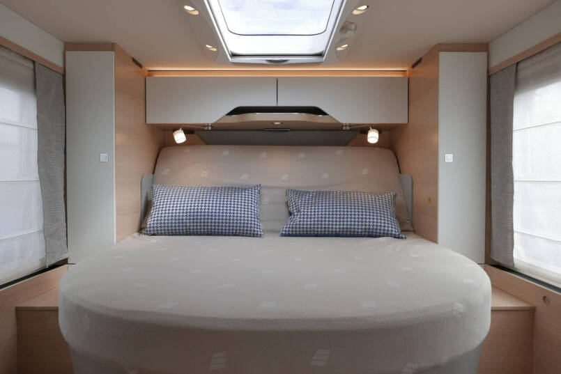 Hymer BML-I 790 MasterLine | Queensbed | Airco | Lithium | Hefbed | 46