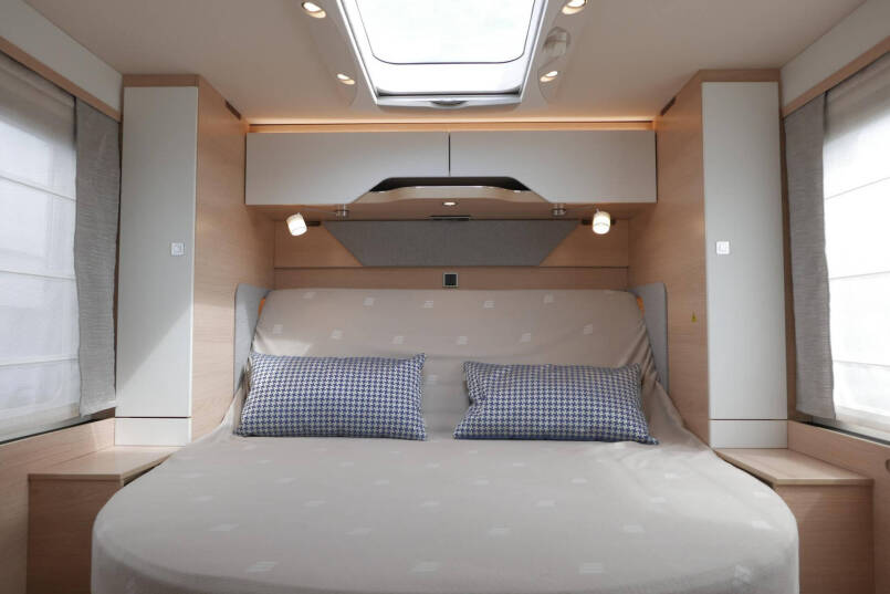 Hymer BML-I 790 MasterLine | Queensbed | Airco | Lithium | Hefbed | 48