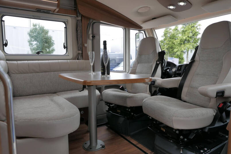 Hymer B 568 PL PremiumLine | 180 Automaat | Levelsysteem | 7 Meter 31