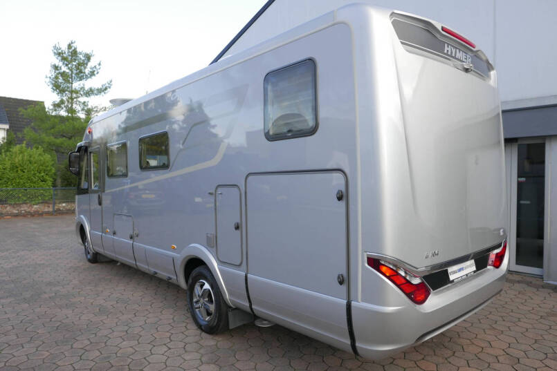 Hymer B-SL 704 SupremeLine | 180 pk | Automaat | Levelsysteem | Enkele bedden | Hefbed | 5