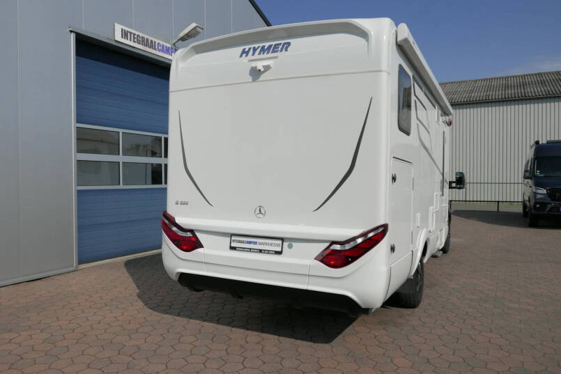 Hymer BMC-T 680 | Hefbed | Enkele bedden | Automaat | Mercedes | Airco 4