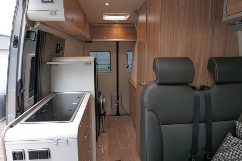 Hymer Grand Canyon S 4X4 | AMG | 190 PK Automaat | Lithium | Leer 32