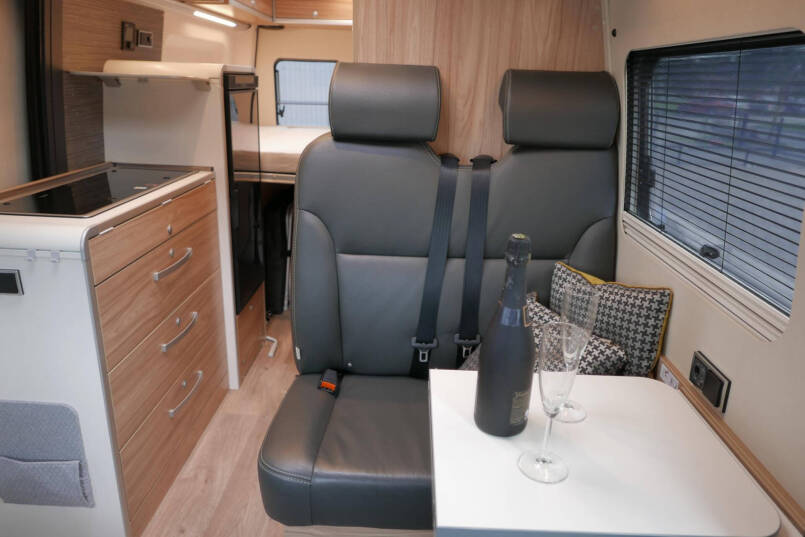 Hymer Grand Canyon S 4X4  | AMG | 190 PK automaat | Lithium | Leer 43