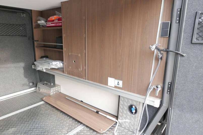 Hymer BML-I 780 MasterLine | Enkele bedden | 5 Persoons | Levelsysteem | Lithium | 2023 | 14