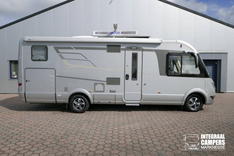 Hymer B-SL 704 SupremeLine | 180 pk | Automaat | Bovenkastjes | Levelsysteem | Enkele bedden | 0