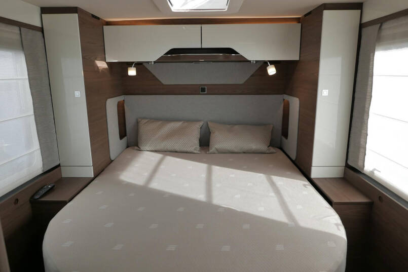 Hymer BML-I 790 MasterLine | Queensbed | Levelsysteem | Hefbed | Lithium | 52