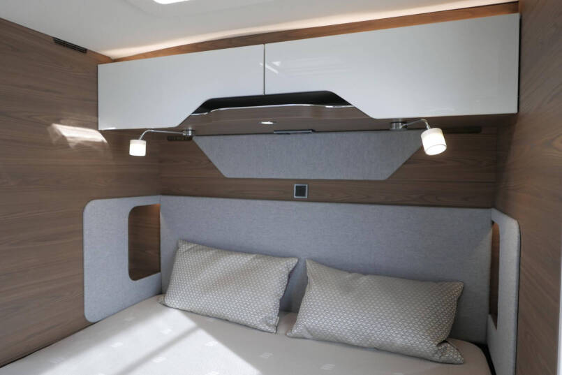 Hymer BML-I 790 MasterLine | Queensbed | Levelsysteem | Hefbed | Lithium | 57