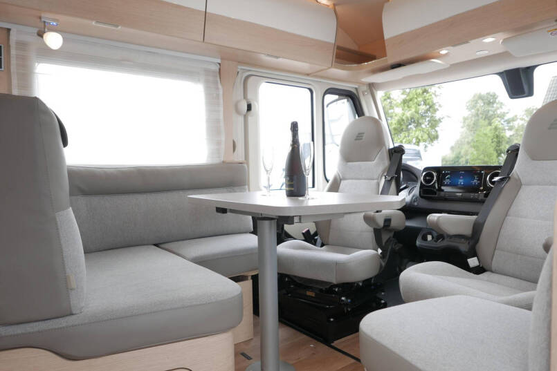 Hymer BMC-I 680 ModernComfort | Bovenkastjes | Levelsysteem | Alde 29