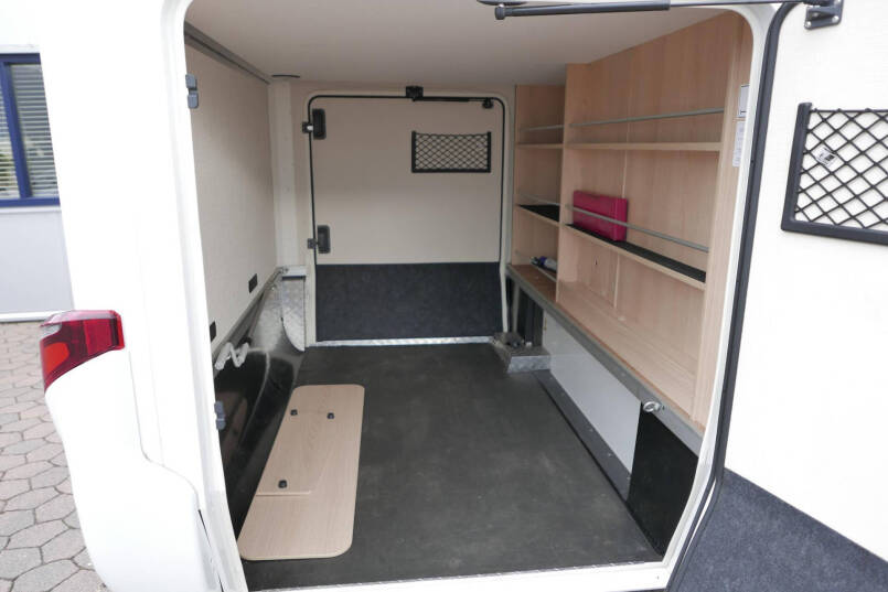 Hymer BMC-I 600 | Enkele bedden | Hefbed | Mercedes | 12