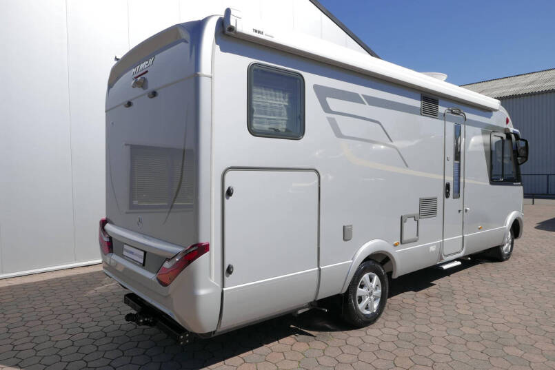 Hymer BMC-I 680 | Mercedes | 9G Automaat | Crystal-zilver metallic | Enkele bedden | 6