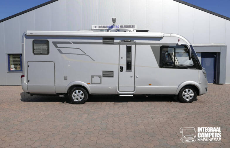 Hymer BMC-I 680 | Mercedes | 9G Automaat | Crystal-zilver metallic | Enkele bedden |