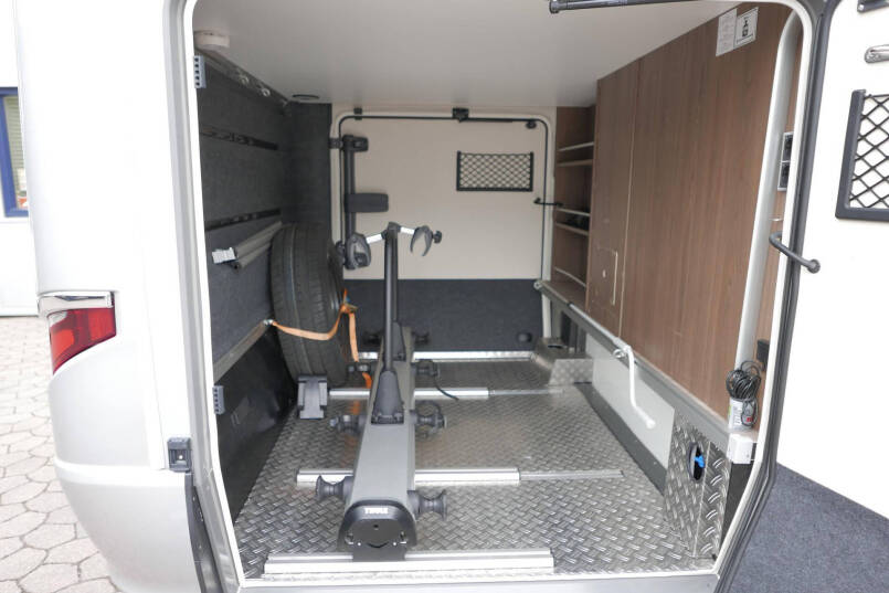 Hymer B ML-I 780 MasterLine | Levelsysteem | Lithium | Efoy | Airco | 14