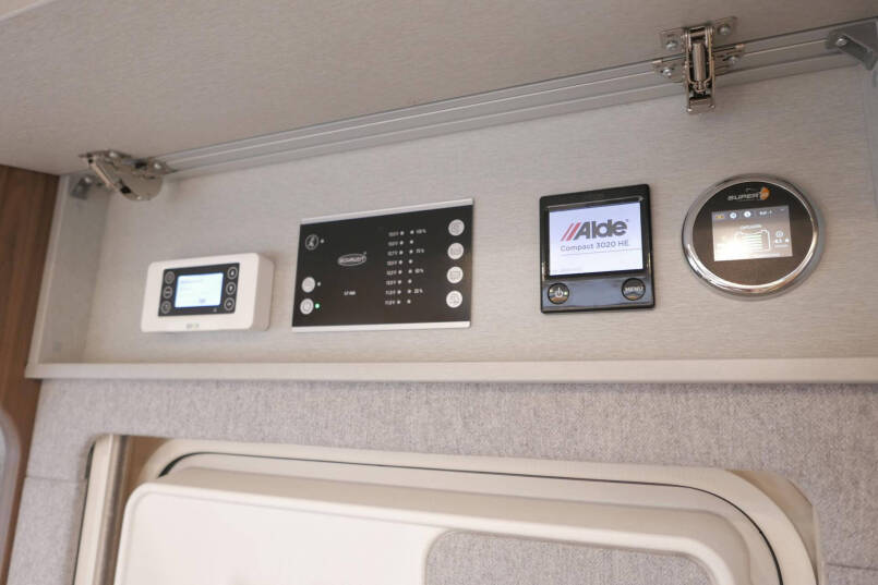 Hymer B ML-I 780 MasterLine | Levelsysteem | Lithium | Efoy | Airco | 33