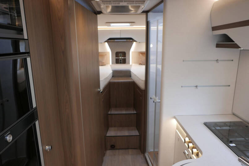 Hymer B ML-I 780 MasterLine | Levelsysteem | Lithium | Efoy | Airco | 44