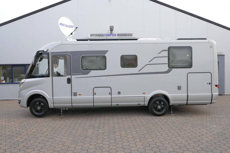 Hymer BML-I 790 MasterLine | Bovenkastjes | Levelsysteem | Lithium | Leer | Queensbed | 2