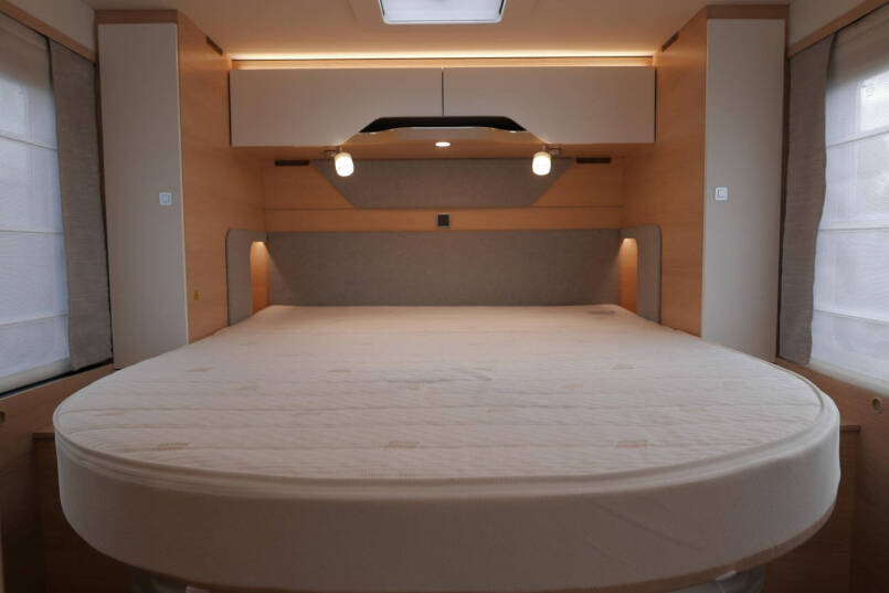 Hymer BML-I 790 MasterLine | Bovenkastjes | Levelsysteem | Lithium | Leer | Queensbed | 45