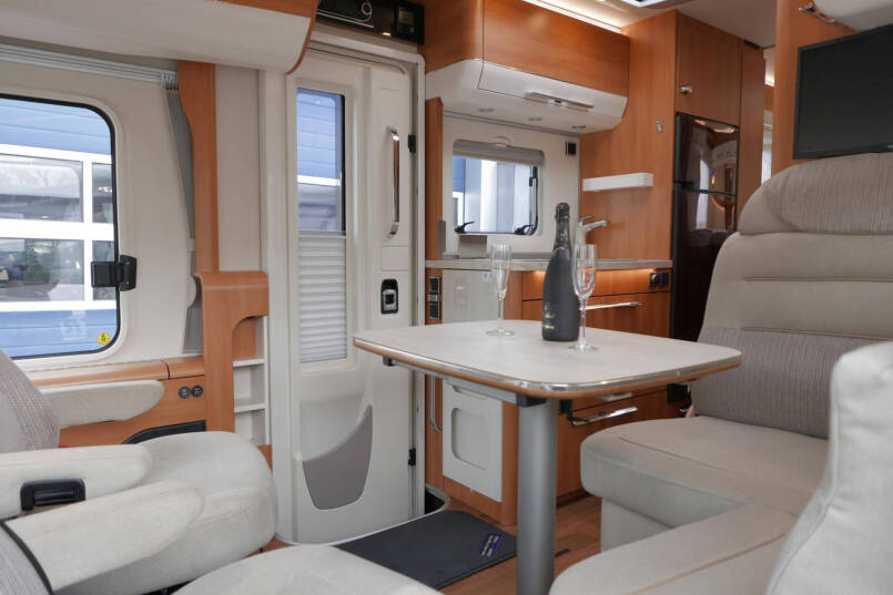 Hymer B 588 DL DynamicLine | Automaat | Enkele bedden | AL-KO 4500 chassis | 29