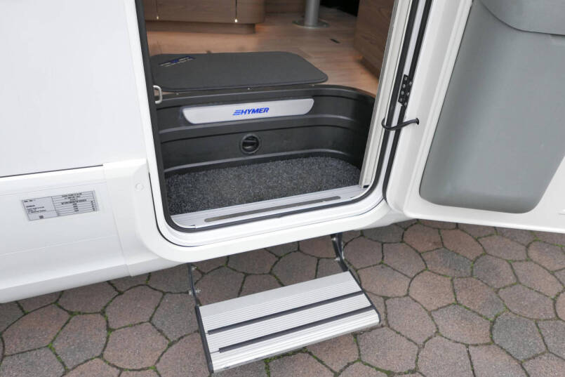 Hymer BML-I 780 MasterLine | Levelsysteem | Lithium | Airco | Enkele bedden 18