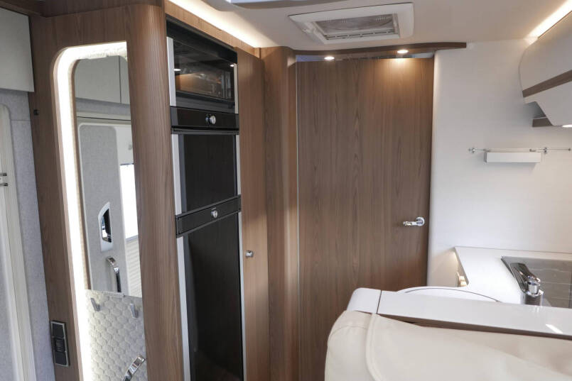 Hymer BML-I 780 MasterLine | Levelsysteem | Lithium | Airco | Enkele bedden 37