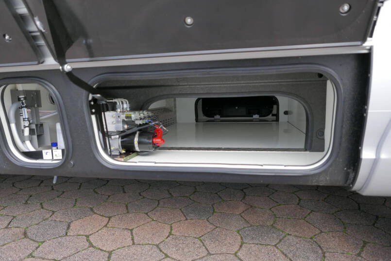 Hymer BML-I 780 MasterLine | NIEUW | Levelsysteem | 300 Lithium | 17