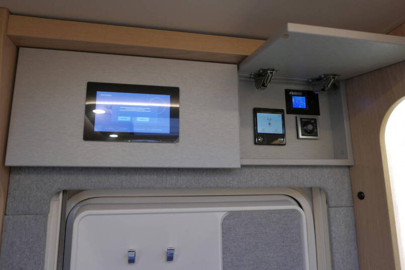 Hymer BML-I 780 MasterLine | NIEUW | Levelsysteem | 300 Lithium | 34