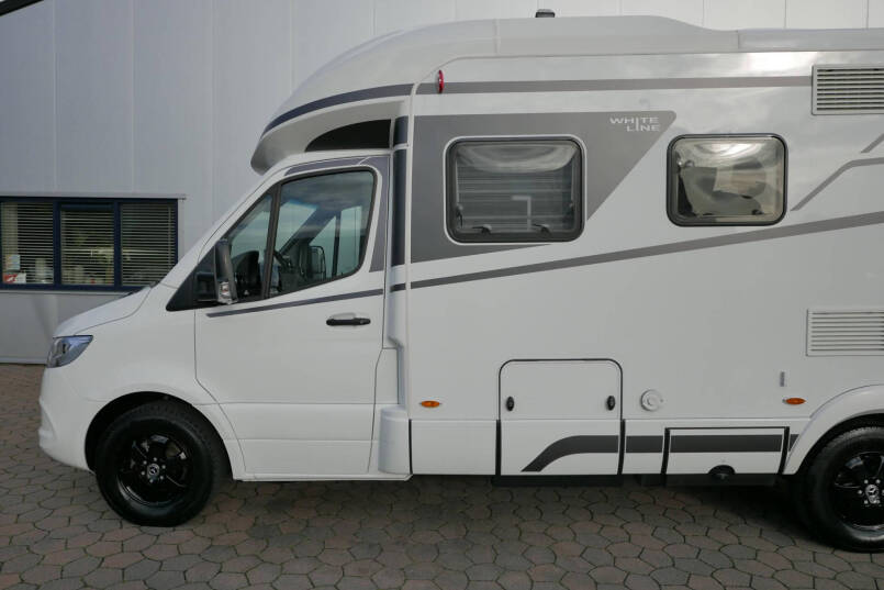 Hymer BMC-T 600 WhiteLine | Levelsysteem | 200 Ah Lithium | Zonnepaneel | Hefbed/Enkele bedden 18