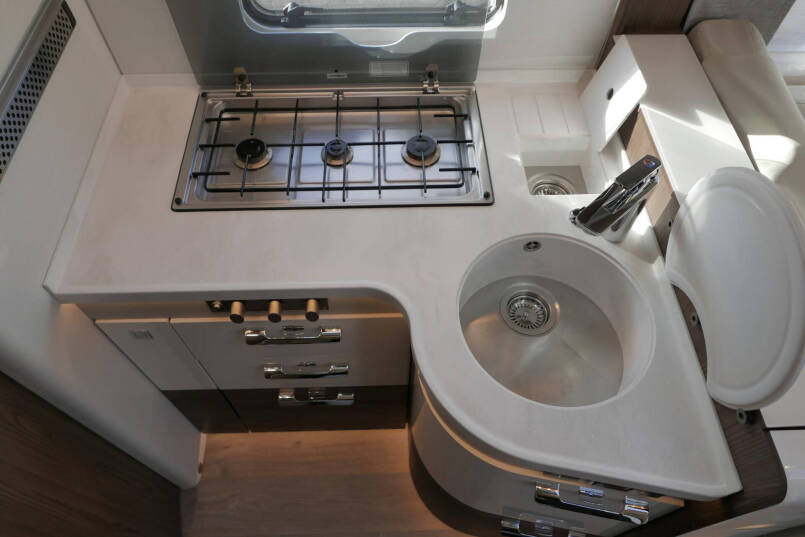 Hymer B ML-I 780 MasterLine | Levelsysteem | 5 Pers | Lithium | Airco 45