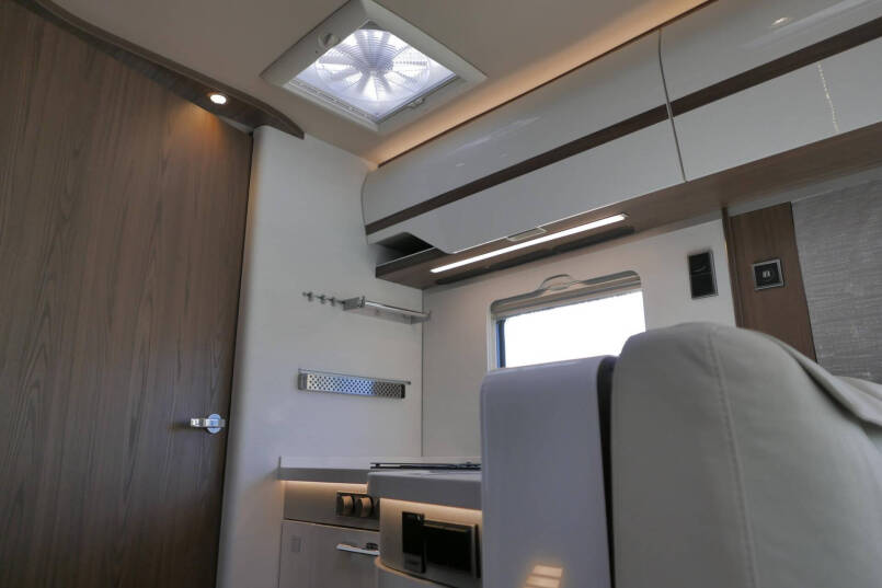 Hymer B ML-I 780 MasterLine | Levelsysteem | 5 Pers | Lithium | Airco 46
