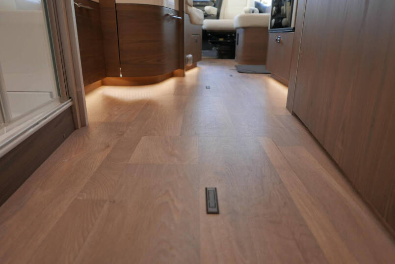 Hymer B ML-I 780 MasterLine | Levelsysteem | 5 Pers | Lithium | Airco 59