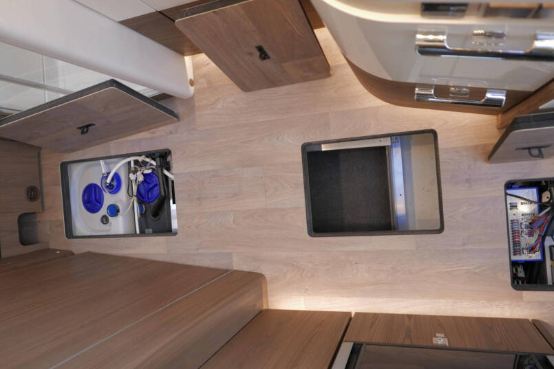 Hymer B ML-I 780 MasterLine | Levelsysteem | 5 Pers | Lithium | Airco 60