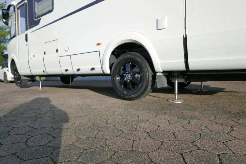 Hymer B ML-I 780 MasterLine | Levelsysteem | 5 Pers | Lithium | Airco 6