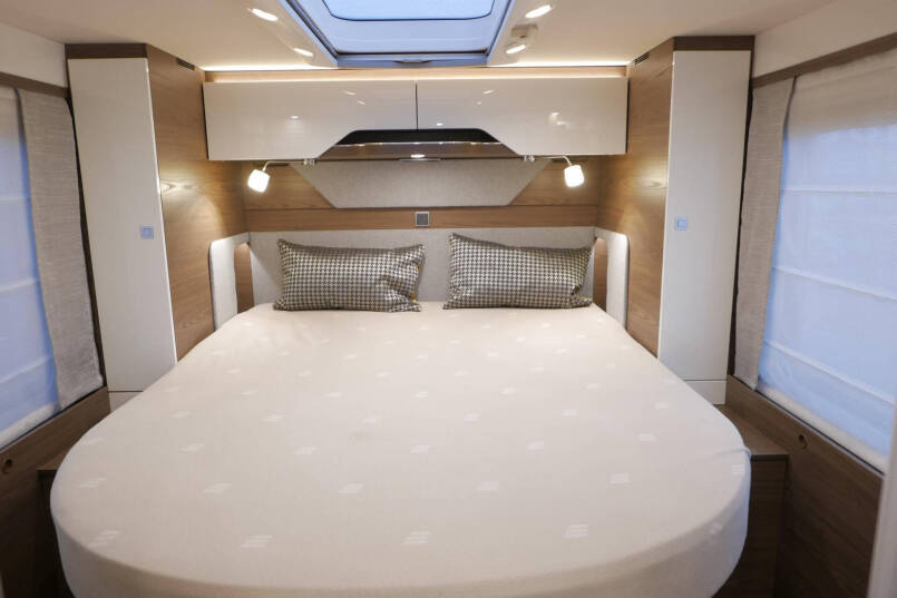 Hymer BML-I 790 MasterLine | Queensbed | Levelsysteem | Hefbed | Lithium | 47