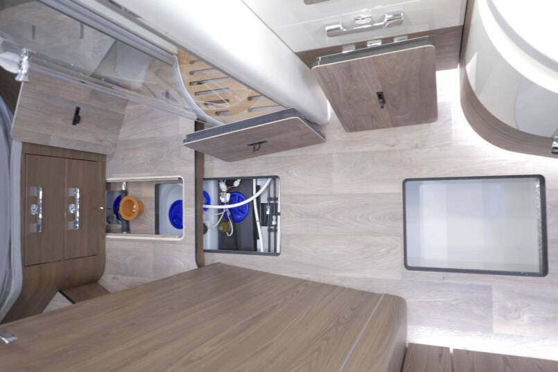 Hymer BML-I 790 MasterLine | Queensbed | Levelsysteem | Hefbed | Lithium | 60